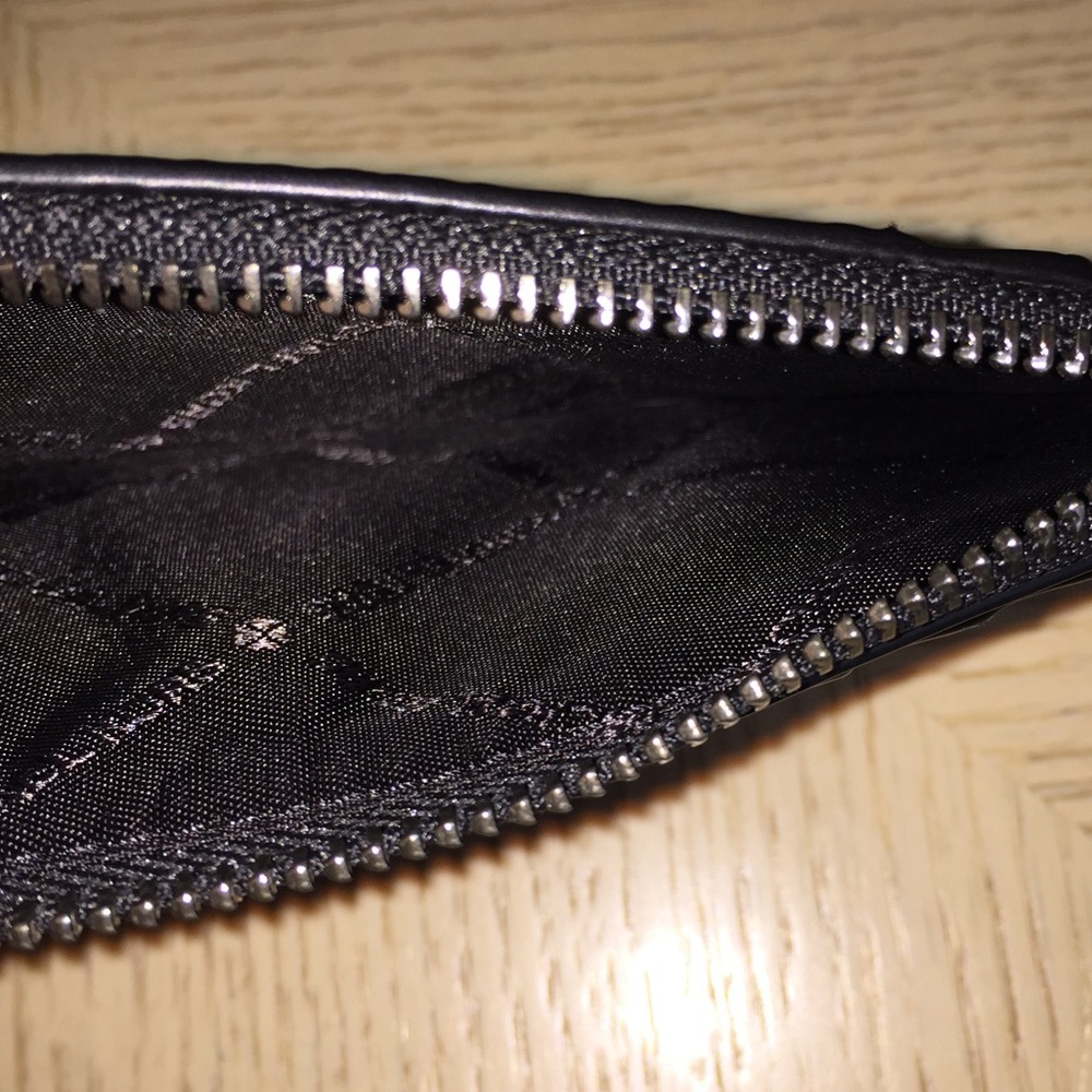 Michael Kors Cooper Black Slim Wallet Card Holder - Picture 6 of 9